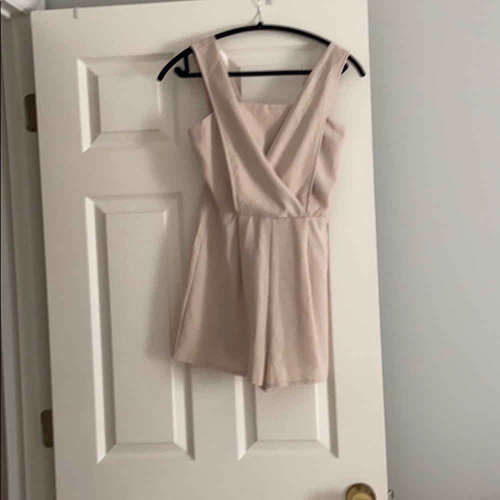 Super cute ivory romper